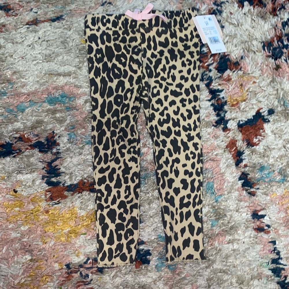 Cheetah/leopard leggings
